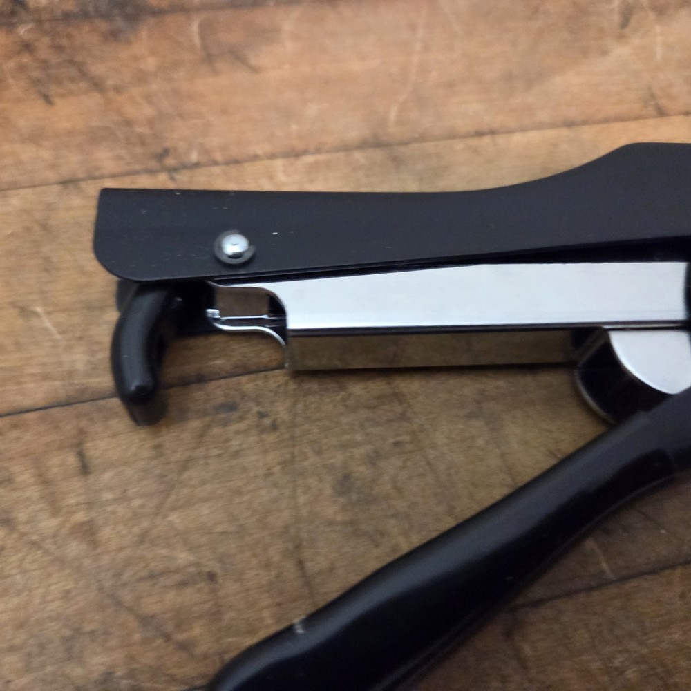 Bostitch Python Stapling Plier P3-IND New