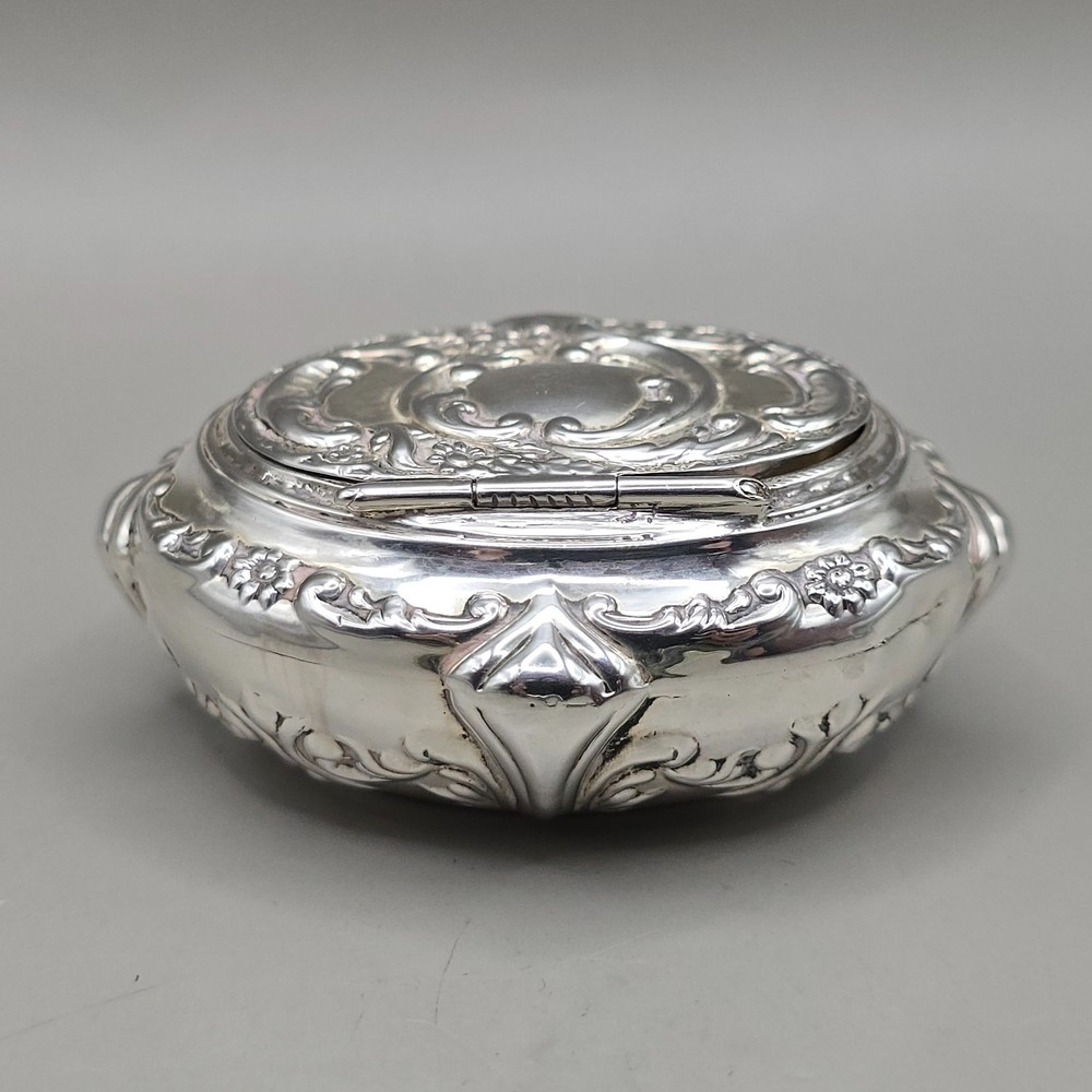 Antique Solid Silver Snuff/Pill Box Birmingham 1901 Gilt Interior Rococo Design