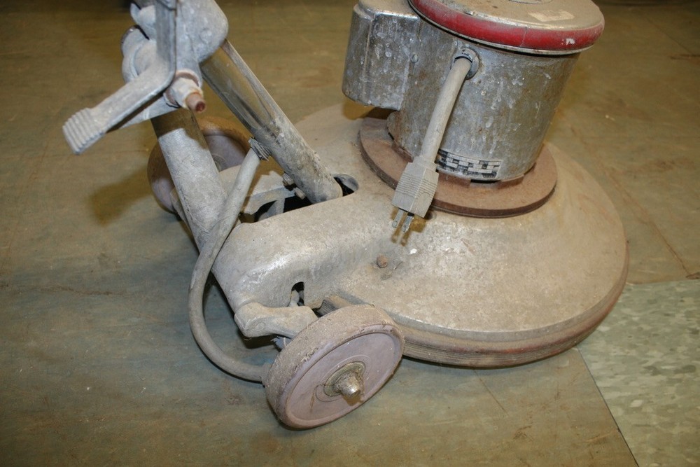 Holt Competitor A18D Rotary Floor Cleaning Machine