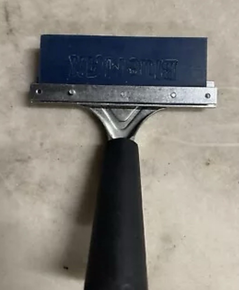Blue Max Squeegee