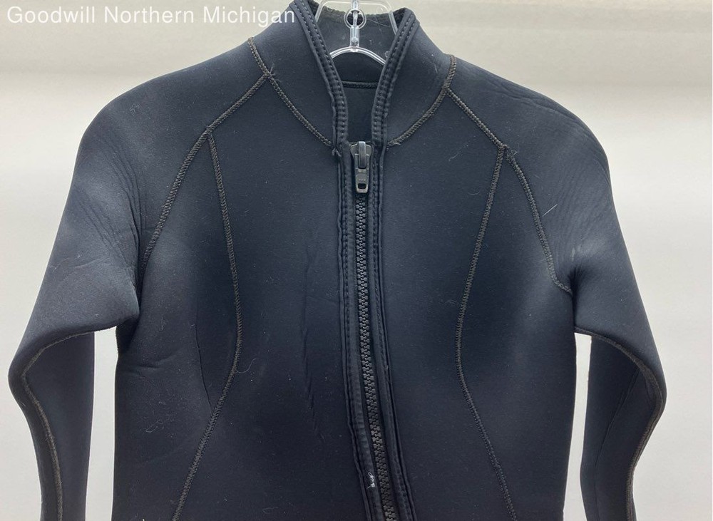 Women's ACTIONPLUS Black Solid Wet Suit - Size L