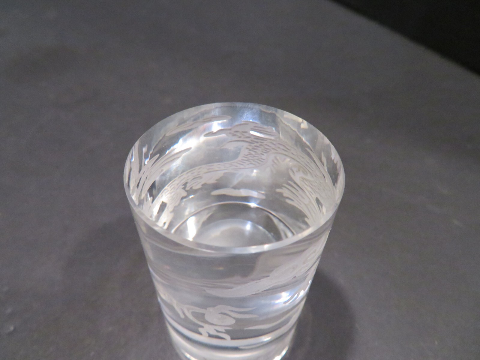 Etched Glass Dragon Roulette Win Marker - Glass Roulette Dolly Win Marker -