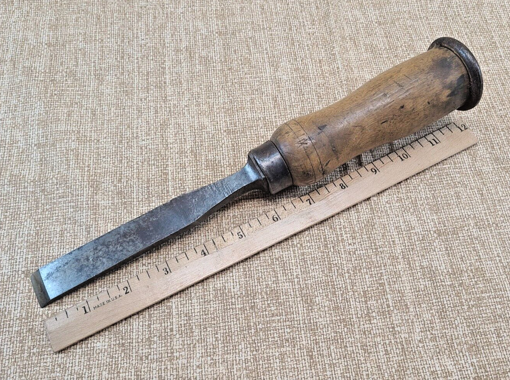 Vintage 7/8" Goldenberg Square Edge Tang Bench Chisel