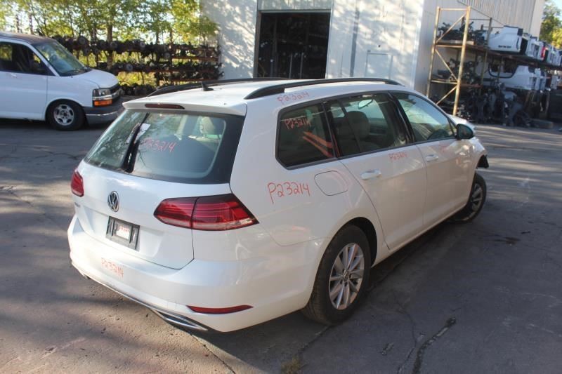 GOLF 2019 Camera/Projector 579222