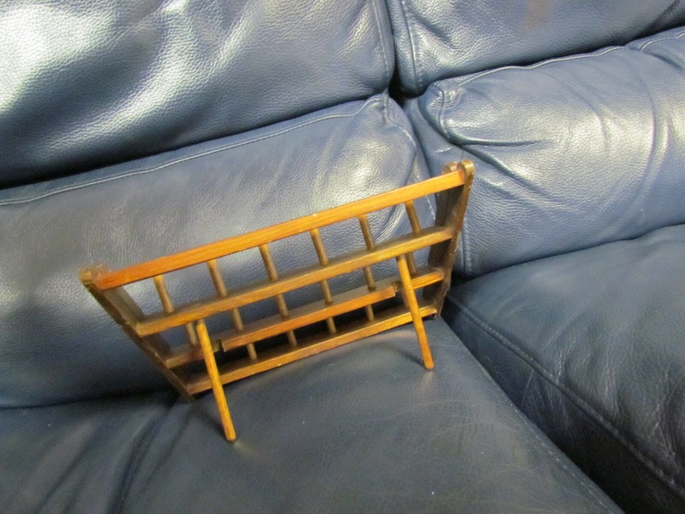 Vintage Sewing Spool Holder Thread Thimble Cornwall