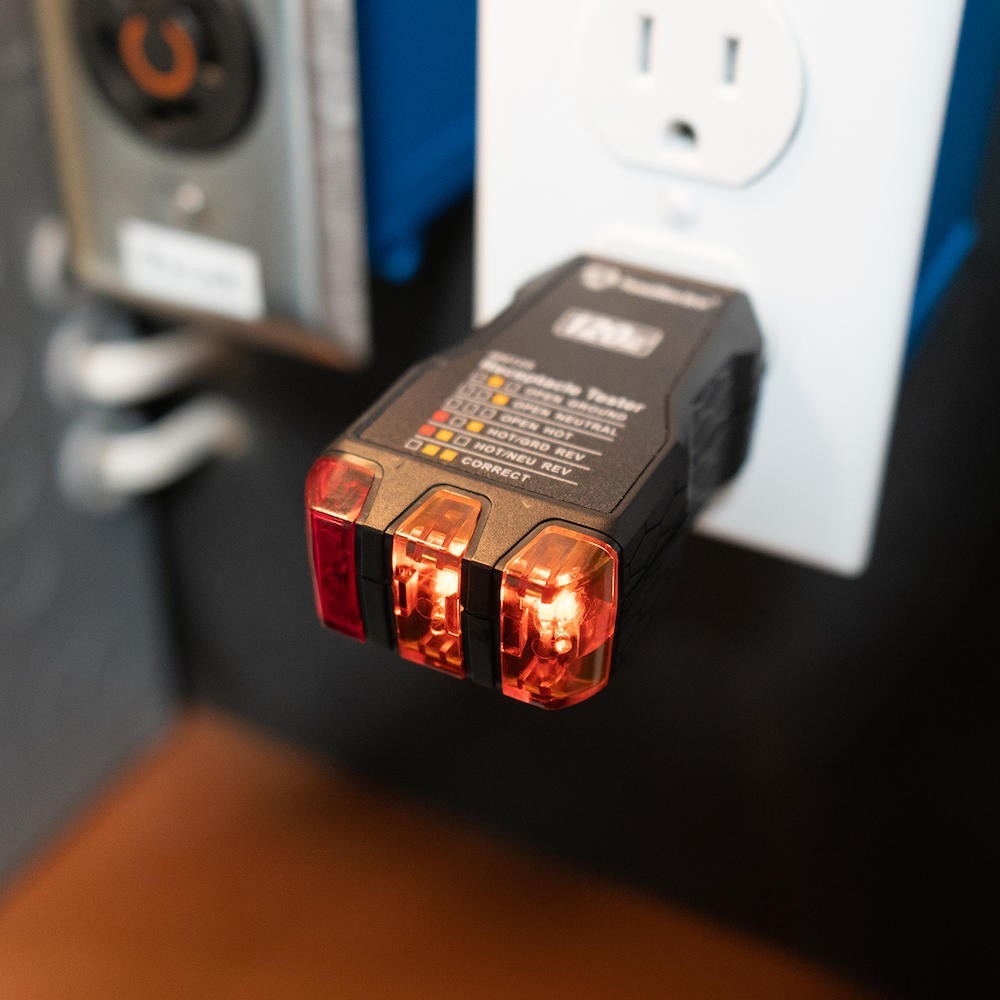 3 Piece Electrical Test Kit Digital Manual Ranging Multimeter LED Indicator