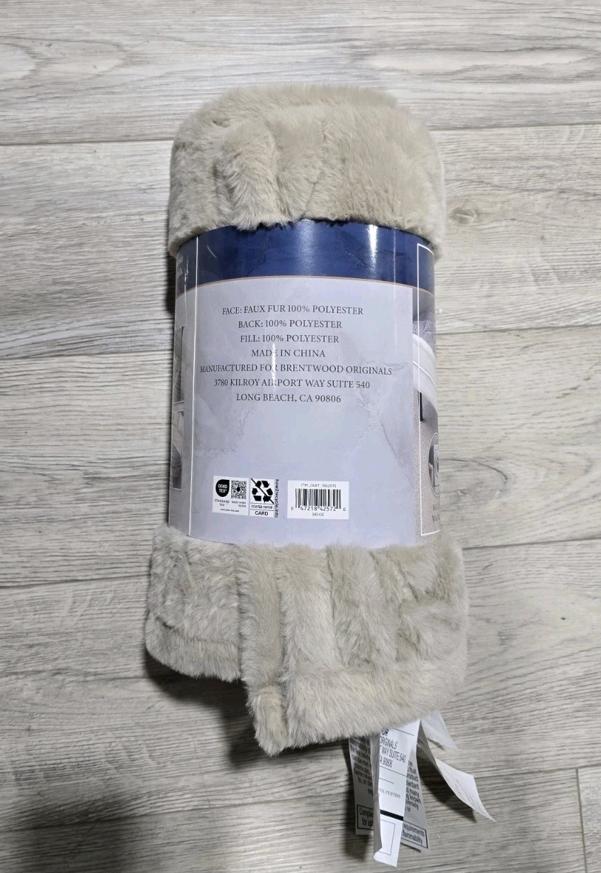 Brentwood Protective Sofa Overlay Tan Faux Fur 28x72” Waterproof Backing- NEW