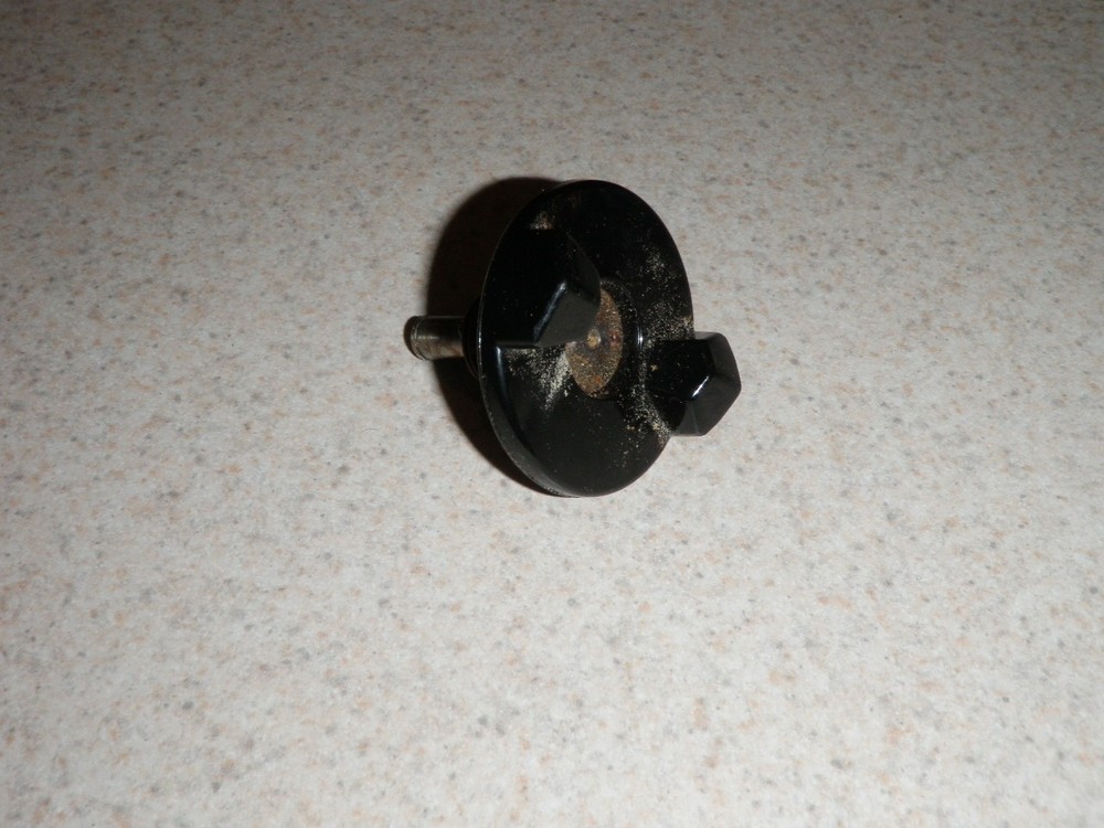 Breadman Bread Machine Rotary Drive Coupler TR555 parts