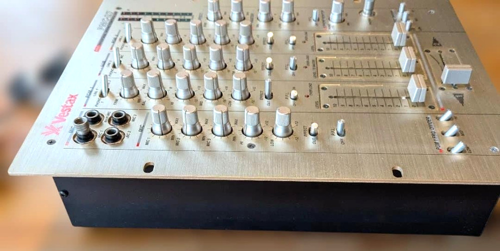 Vestax PMC-27 DJ Mixer Professional Mixing Controller
