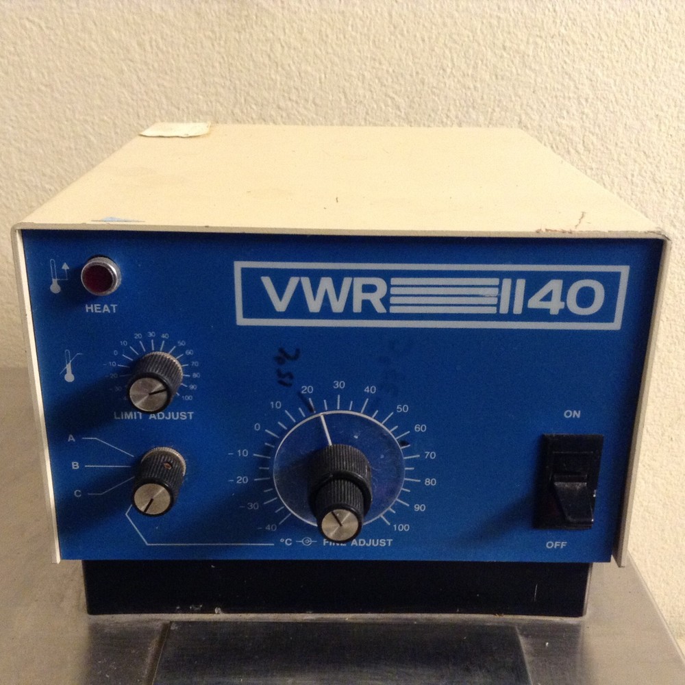 VWR 1140 REFRIGERATED/HEATED CIRCULATING BATH