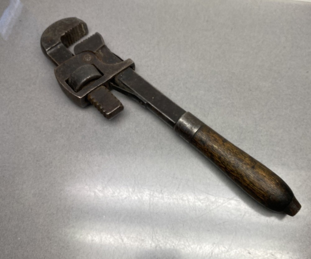 Vintage Pexto Adjustable Pipe Monkey Wrench Frozen