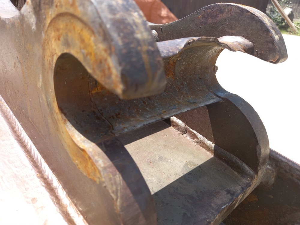 STRICKLAND 7995 Excavator Coupler - Used Good