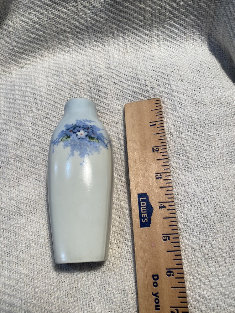 Small Ivory bud vase with Blue florals