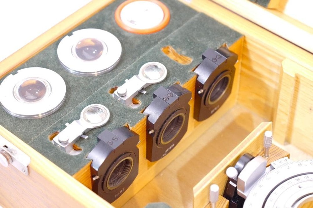 Carl Zeiss Universal Rotating Stage 4 Axis Polarizing Microscope Set w/Case Box