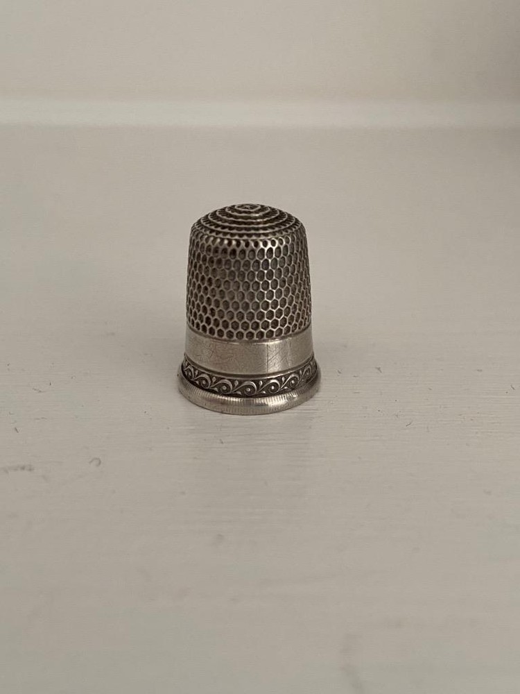 STERLING SILVER THIMBLE