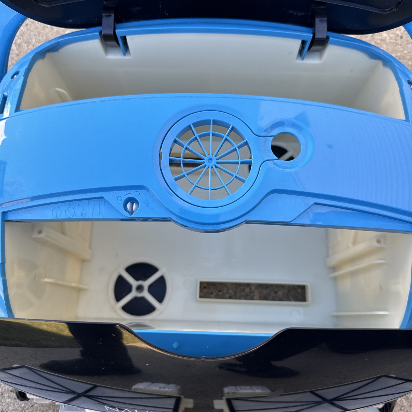 MAYTRONICS DOLPHIN Nautilus CC PLUS Body Shell ONLY NO MOTOR W/ Wearables USED