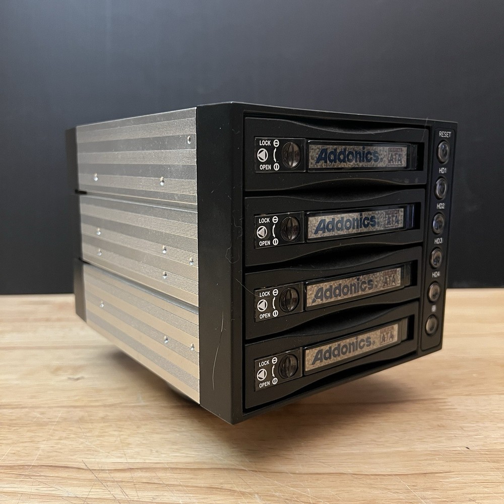 Addonics - Disk Array 4SA Storage Drive Cage