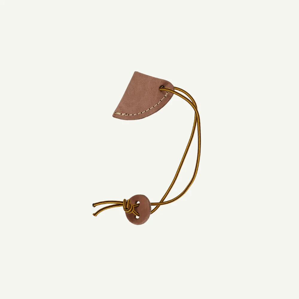 Bearpaw String Keeper