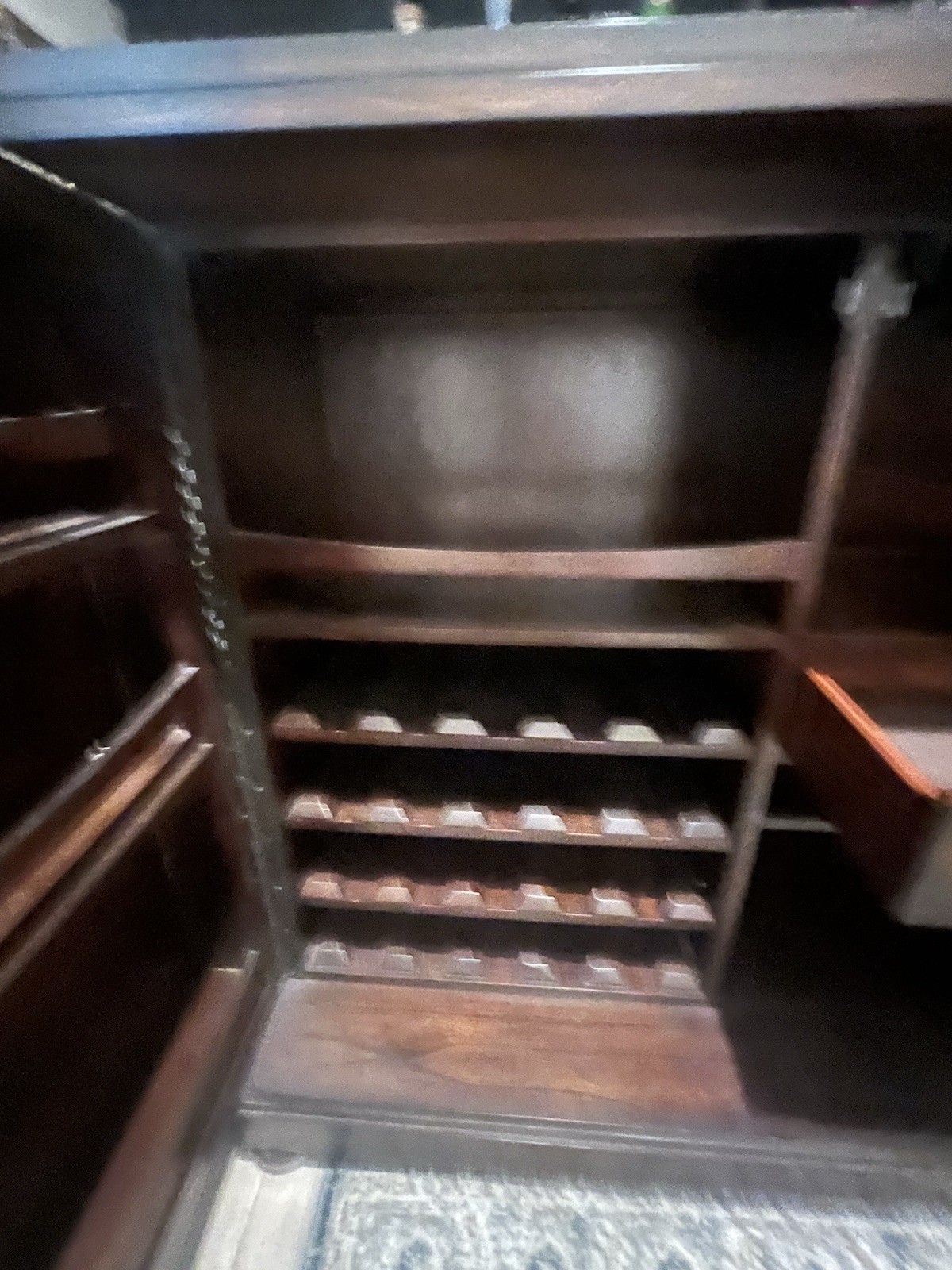 Stylish Wooden Bar Cabinet , Holds Lots Of Bottles, Glasses And Accessories.