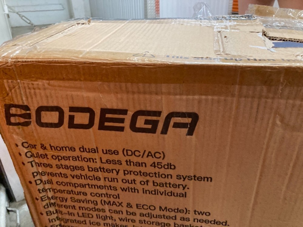 bodega self refrigerating cooler and freezer chest