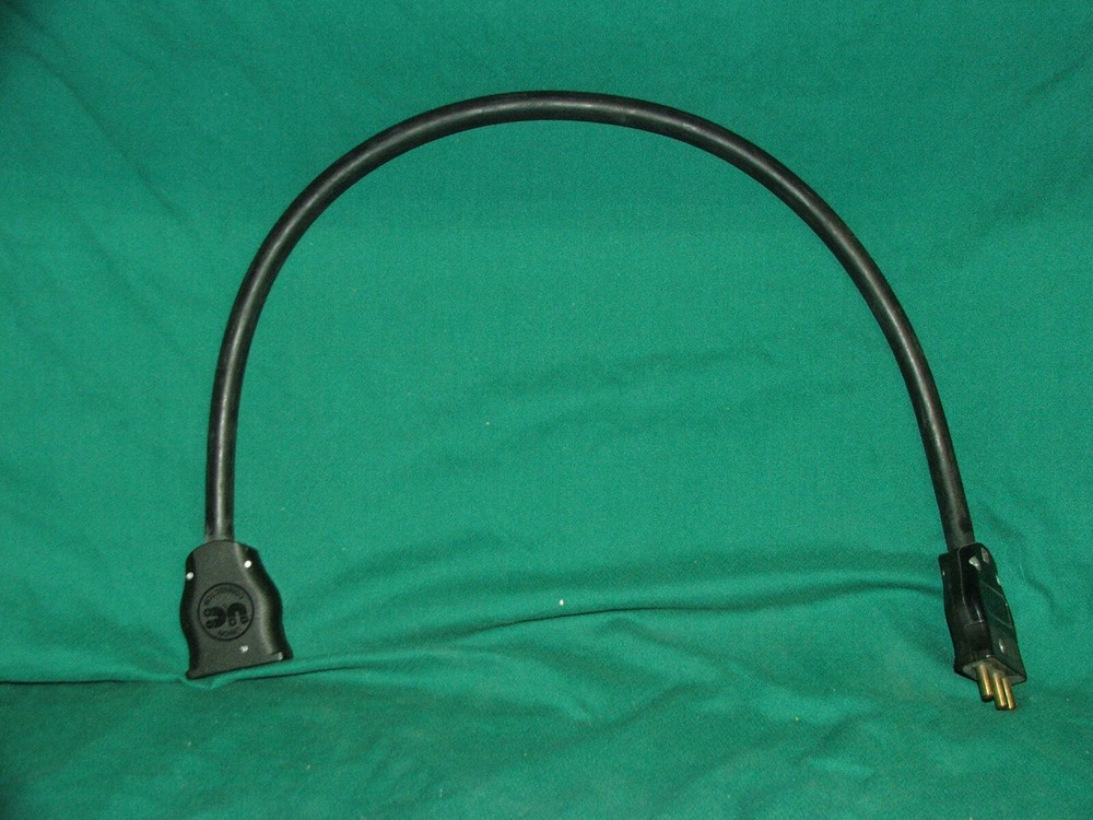 ALM0ST 3' Stage Pin Lighting Cable with Bates style 2P&G Connectors