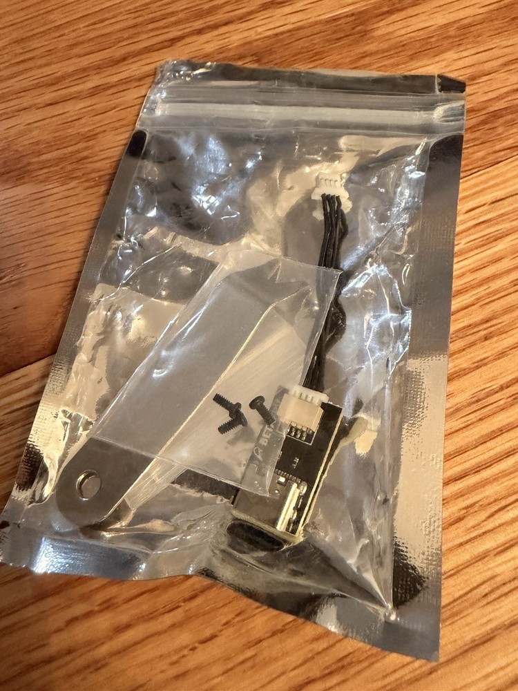 Cetus X Drone Kit 2 Controllers, 7 Batteries, 2 Flight Controllers And More.