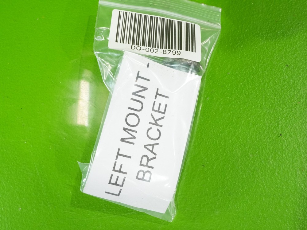 00-06 Audi TT OEM driver left engine motor mount - bracket bolts SET