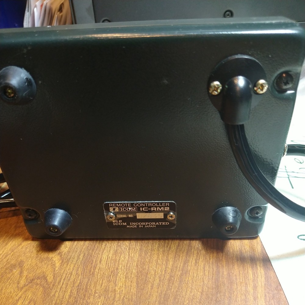 IC-RM2 COMPUTERIZED REMOTE CONTROLLER FOR USE IN TRANSCEIVERS ICOMS IC-701 VERY