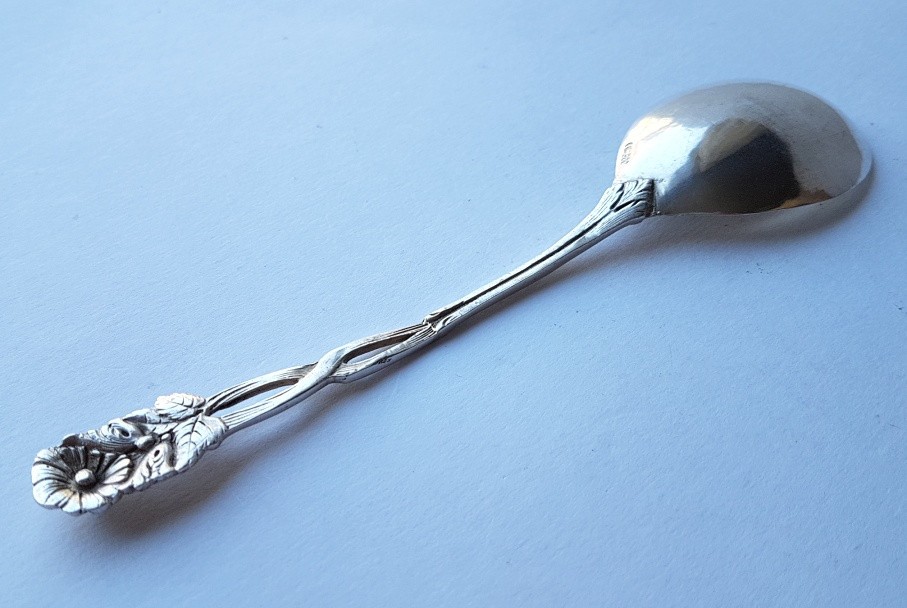 Large Solid Serving Spoon/ Cream Spoon Hildesheimer Rose 800 Silver K861
