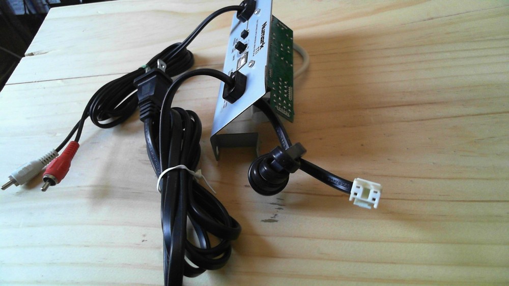 Numark TTi Input/Output module with mounting bracket 9-40-0470-A(A)