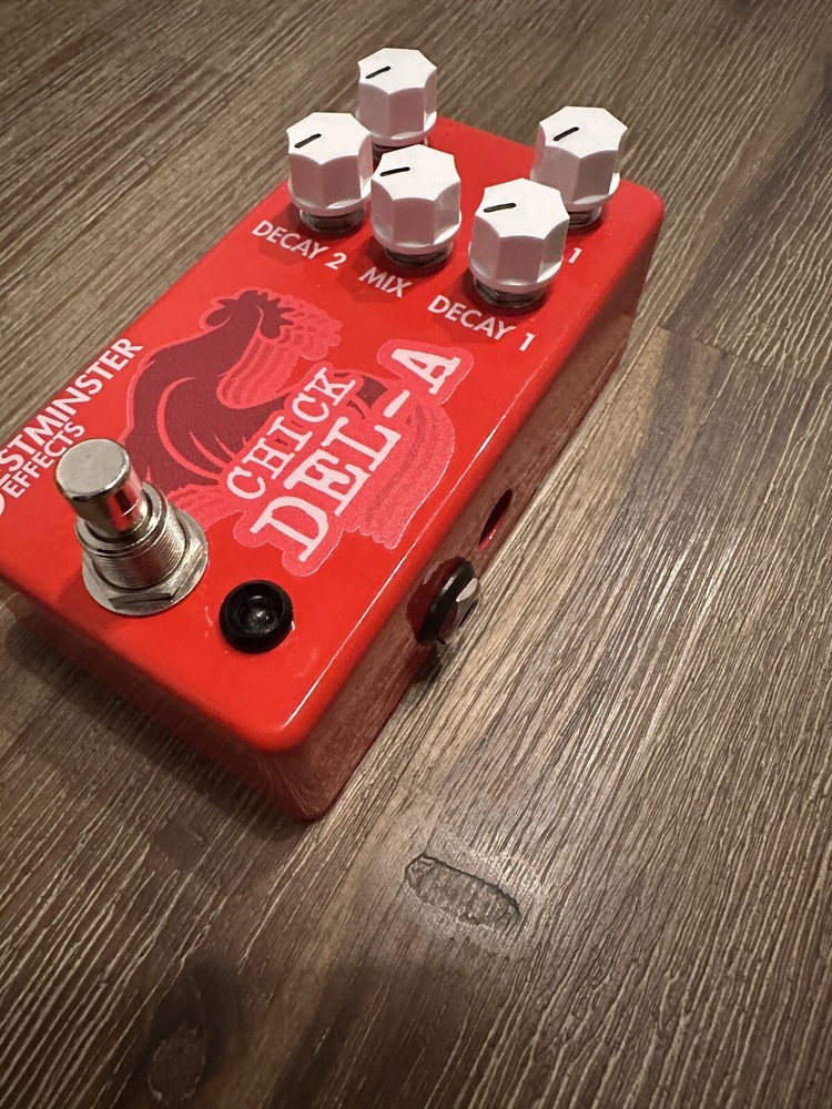 Westminster Effects Chick-Del-A Delay Pedal + 2-6" Patch Cables