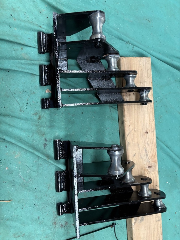 GREENLEE PVC ROLLER SUPPORT FOR PVC 00946 555