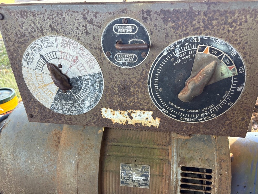 wisconsin engine and Lincoln welder