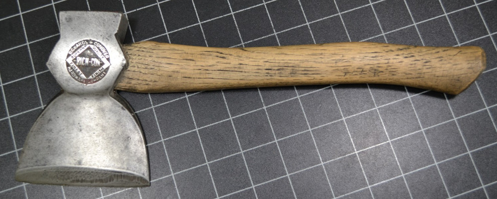 RICH-CON - RICHARDS & CONOVER HARDWARE CO - EMBOSSED HATCHET - CLEAN CRISP LOGO
