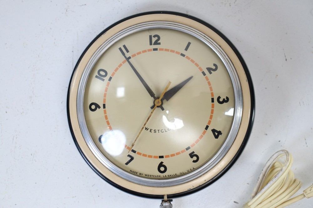 Westclox Manor wall clock 7" model S4-A