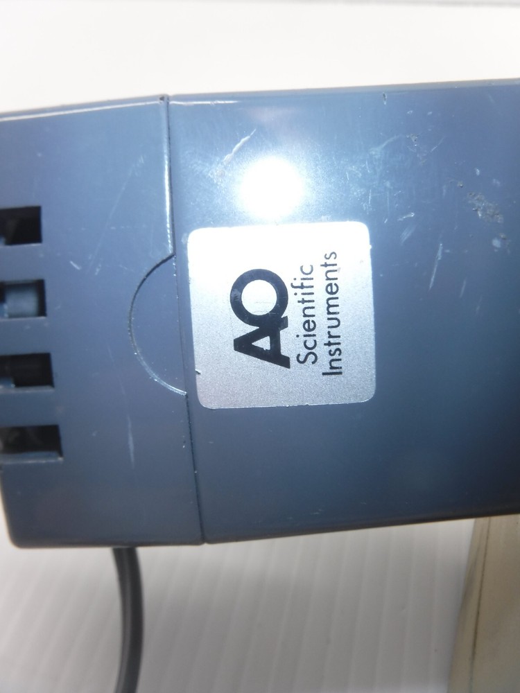Scientific Instruments Model: 650 115V. 60Hz. 26V.A. Adjustable Illuminator
