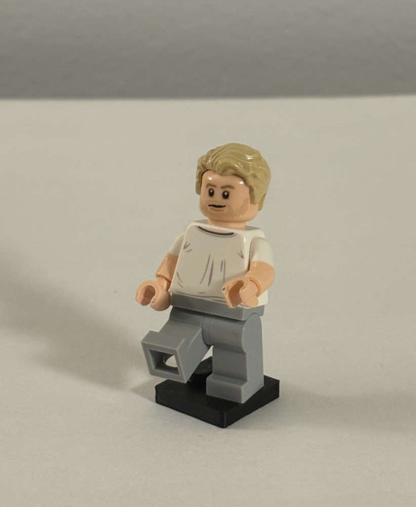 Lego Minifigure Display Stands - 20 Pack - Square Plate 1x2 Studs