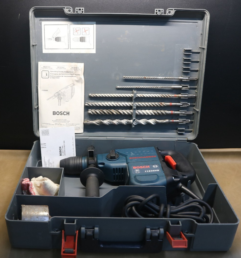 Bosch 11236VS Rotary Hammer Drill with case and bits