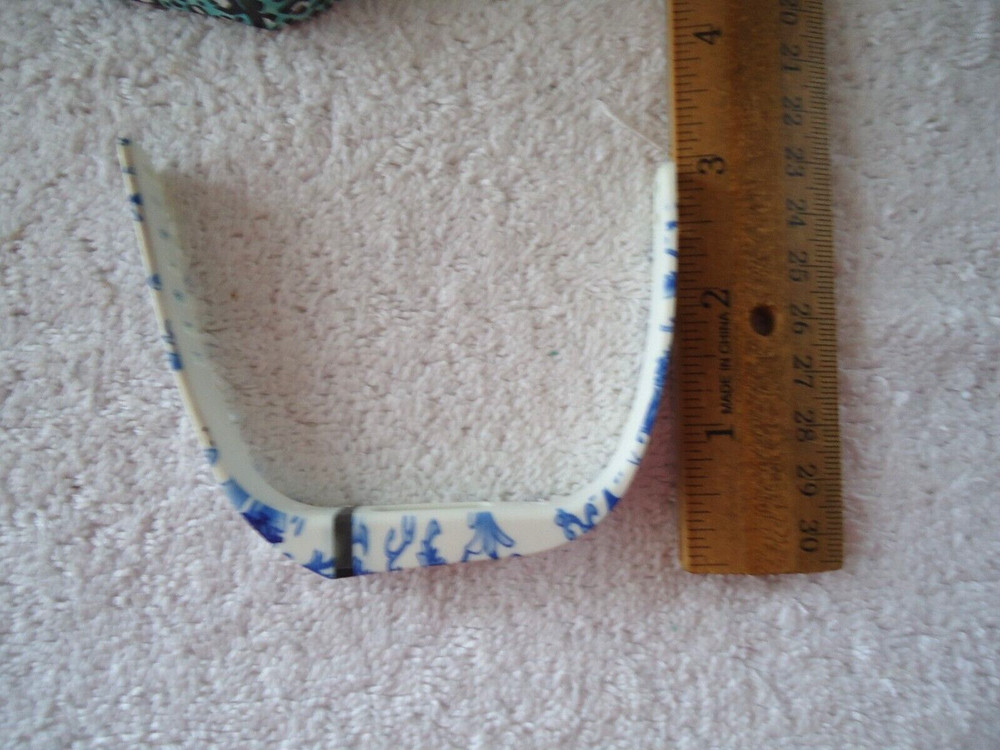 " NWT " 3 Fitbit Flex Multi Color Replacement Bands # 17 Small " Great Gift Item