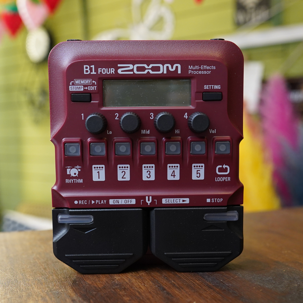 ZOOM B1 FOUR Red Base Multi Effects Processor Pedal Brand New