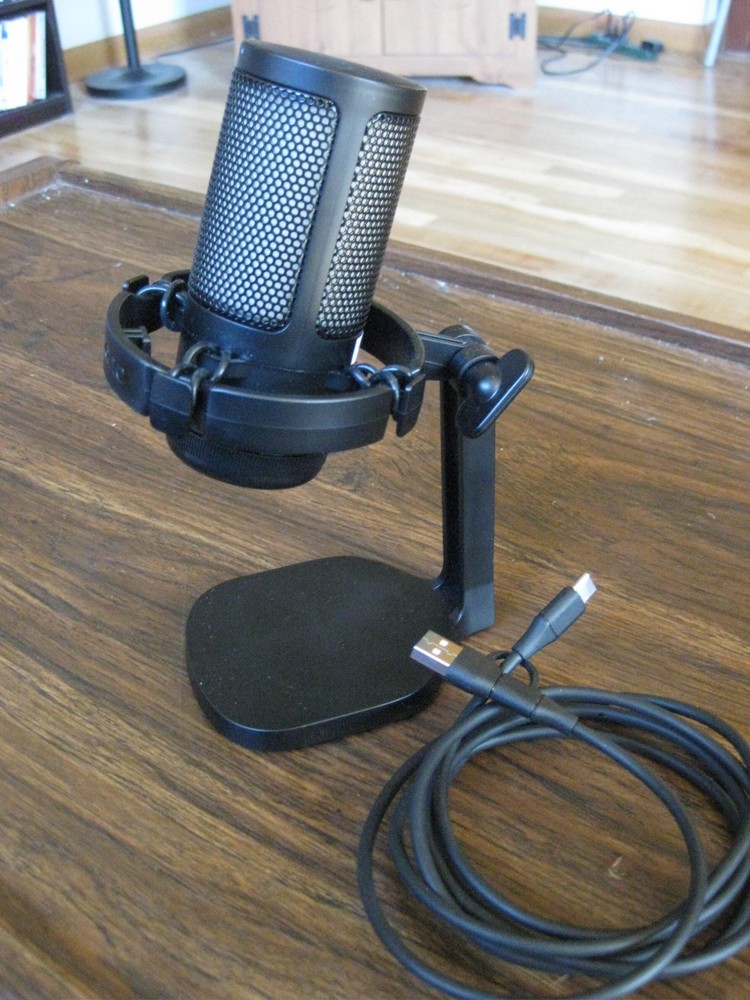 Maono Digital Mic, Microphone w/ USB cable, Model DGM20