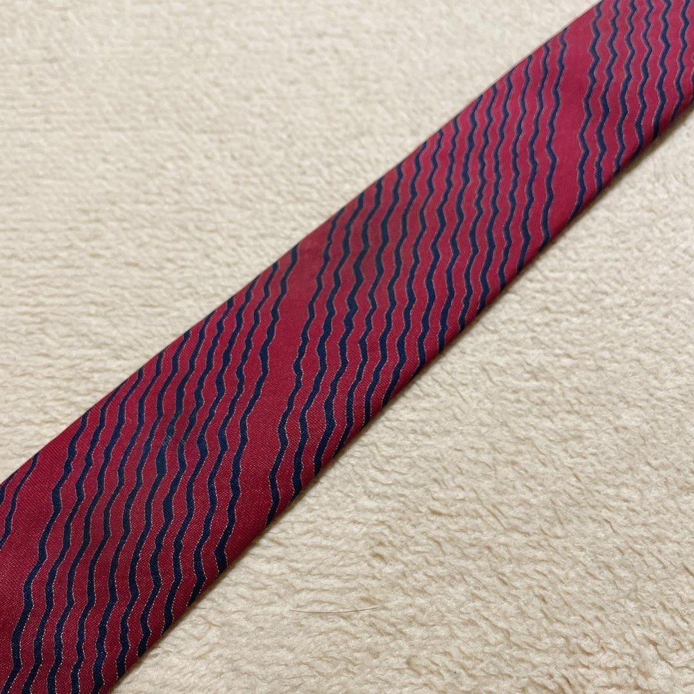 Jim Thompson Silk All-over Pattern Tie Red Glossy