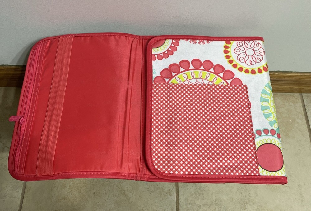 Thirty One Fold It Up Organizer IPad Tablet Holder Citrus Medallion Pattern EUC