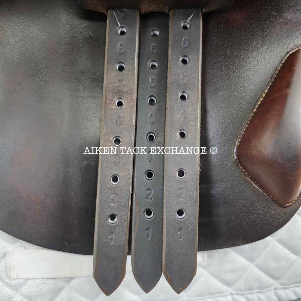 2003 Devoucoux Socoa Jump Saddle, 17" Seat, 2 Flap (Read Description)