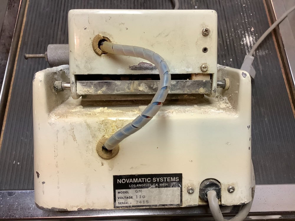 NOVAMATIC SYSTEMS AUTOMATIC GROOVEMASTER