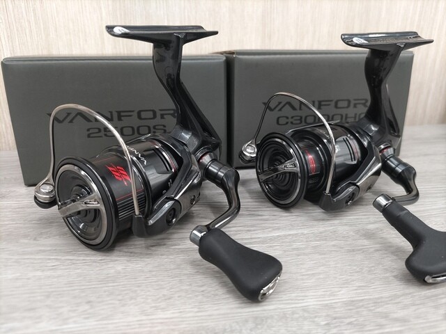 Shimano VANFORD 24 Spinning Reel Fishing Various Model New in Box