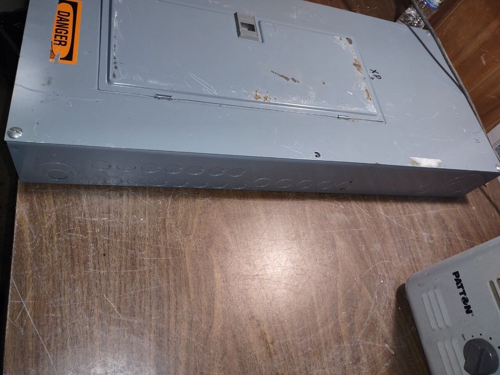 Square D Panel With Breakers