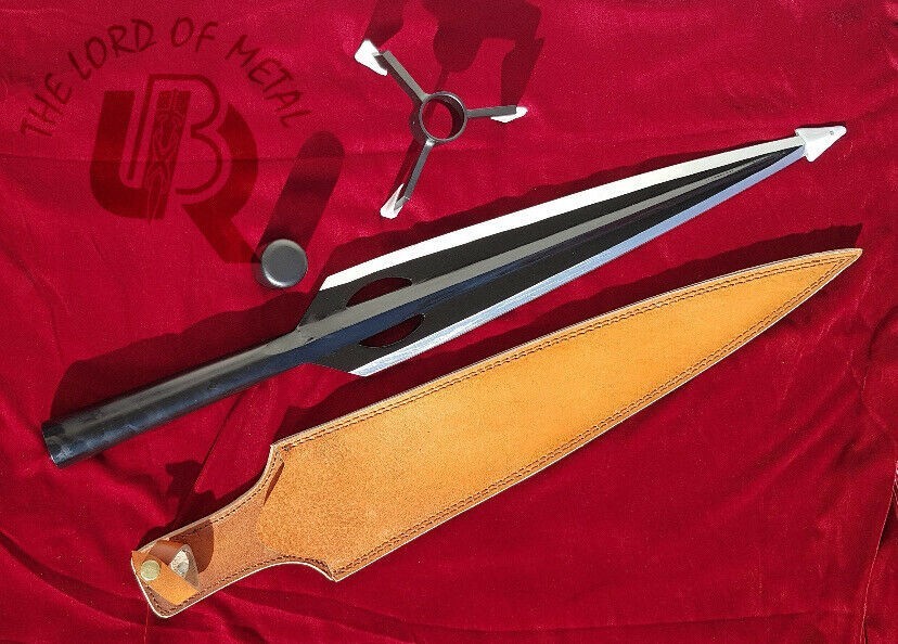 UBR CUSTOM HANDMADE HIGH CARBON STEEL HUNTING SPEAR HEAD WITH LEATHER SHEATH