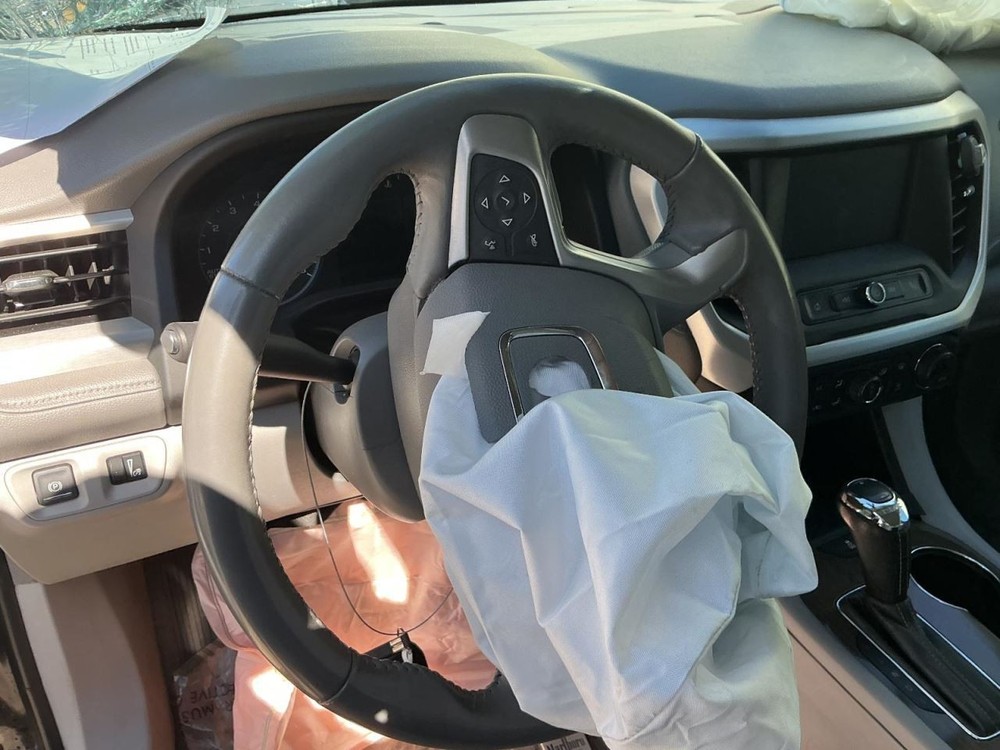 ACADIA 2019 Glove Box 4969337