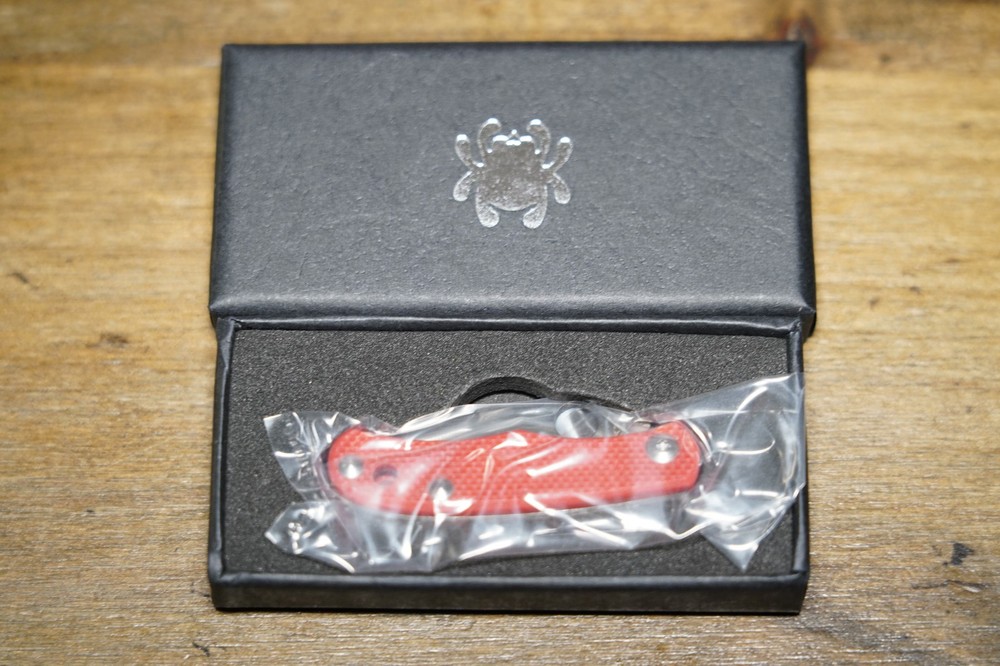 New! Spyderco BUG Folding Knife 1.27" Blade w/ Red G-10 Handle C133GRDP